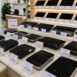 Các mẫu bếp điện từ với nhiều mức giá từ phổ thông đến cao cấp tại showroom